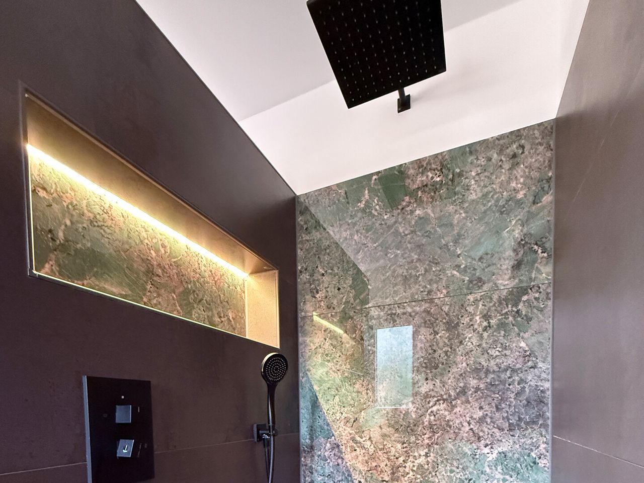 Dusche Bad Obergeschoss