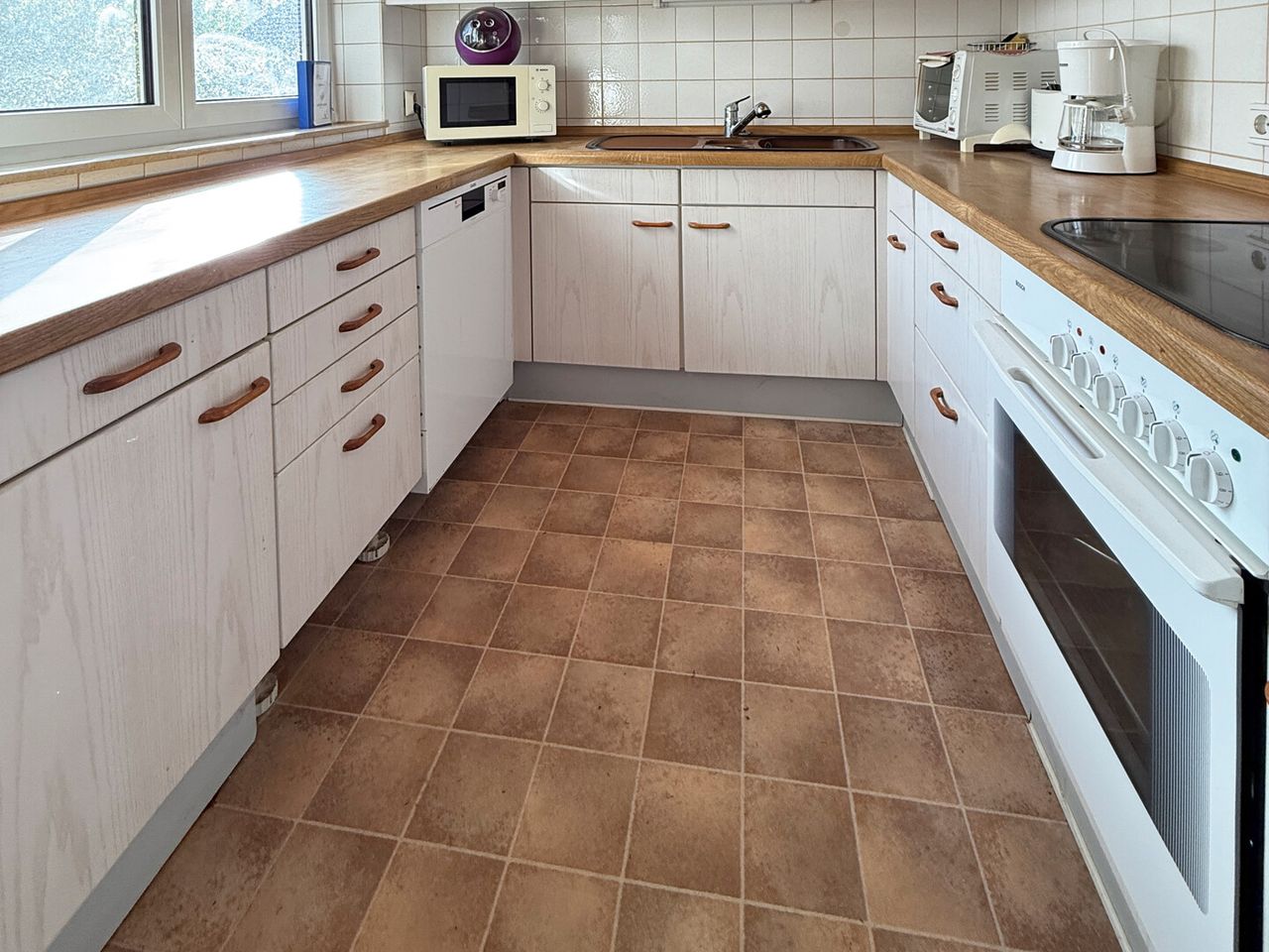 Einbauküche im 1. OG