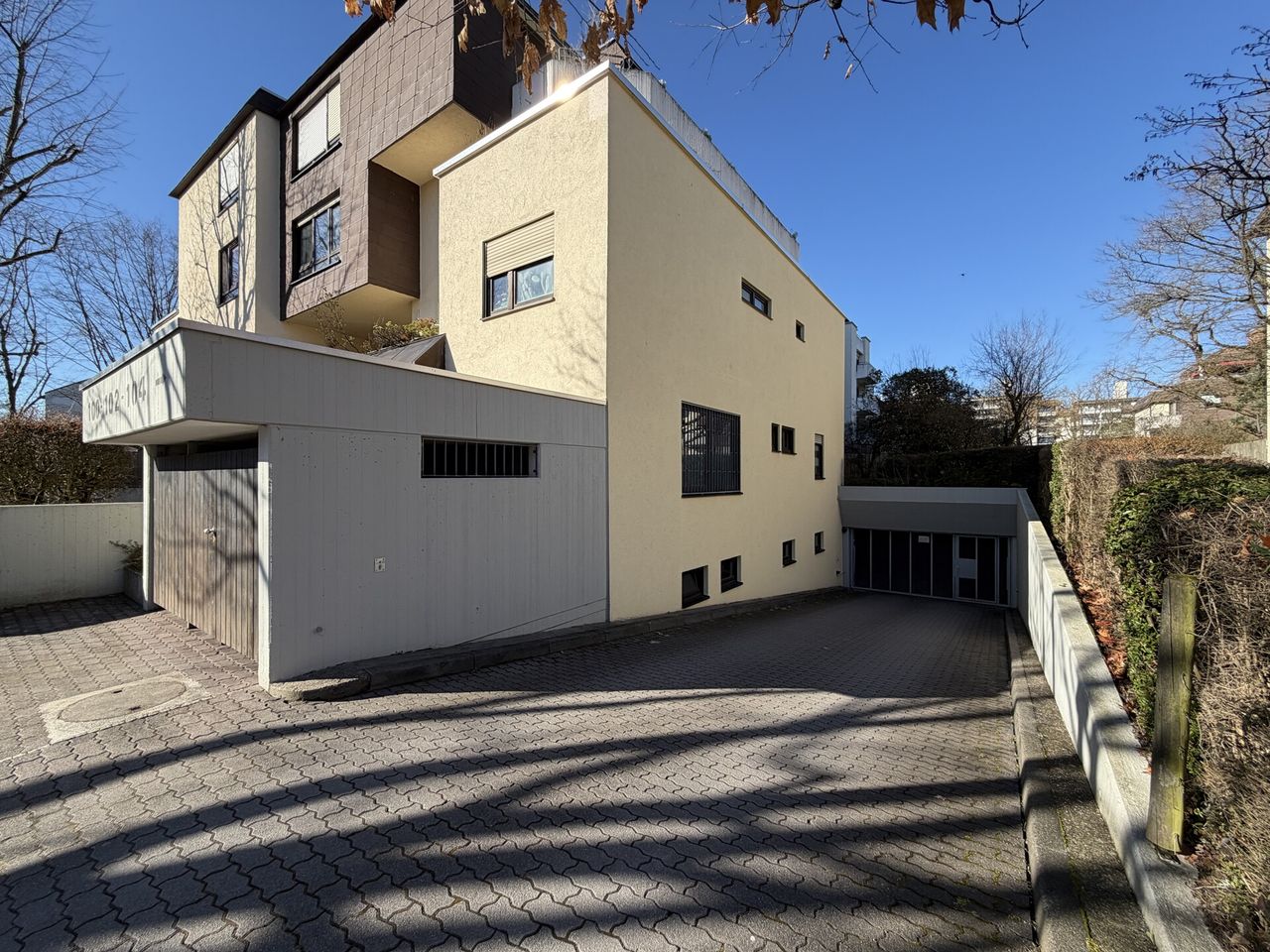 Wohngebäude Außenansicht